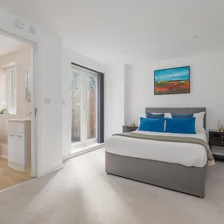 The Hideaway By Grandeur Property-2